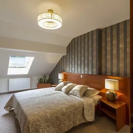 Duplex Penthouse Rosa 4*
