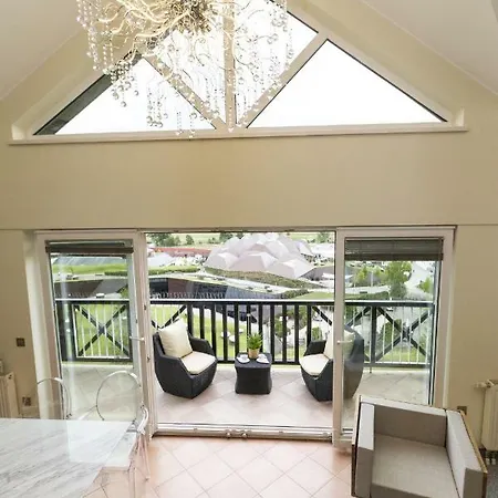 Duplex Penthouse Rosa Lejlighed 4*