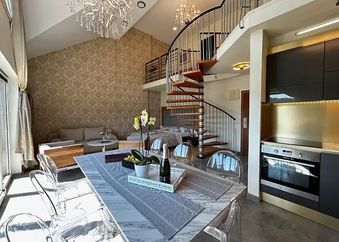 Duplex Penthouse Rosa