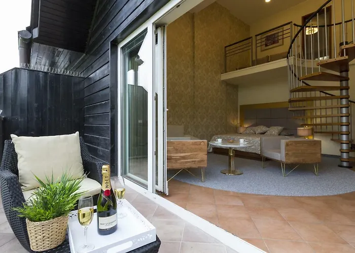 Duplex Penthouse Rosa 4*